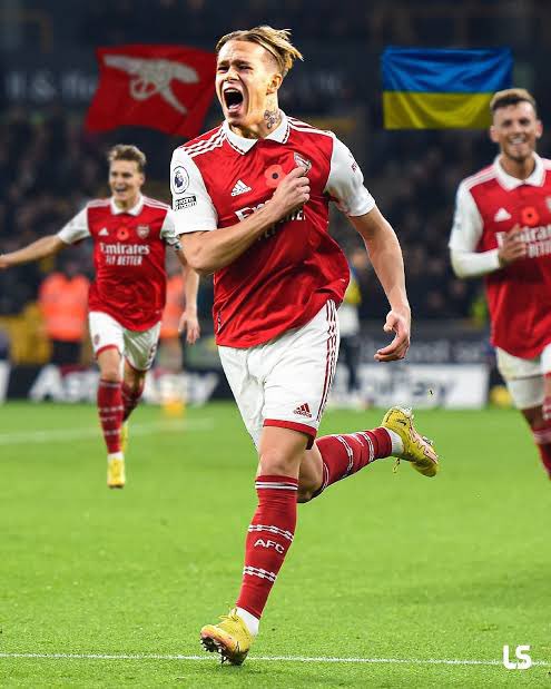 enak aja mundur tweet media