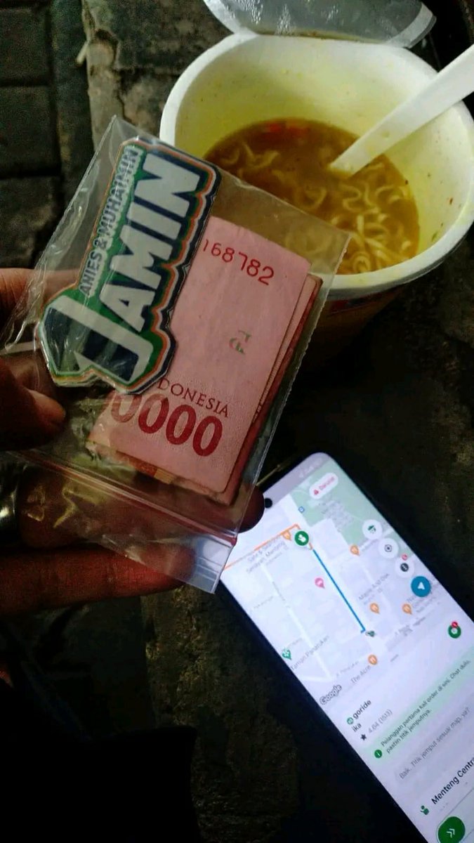 dikerokin tweet media