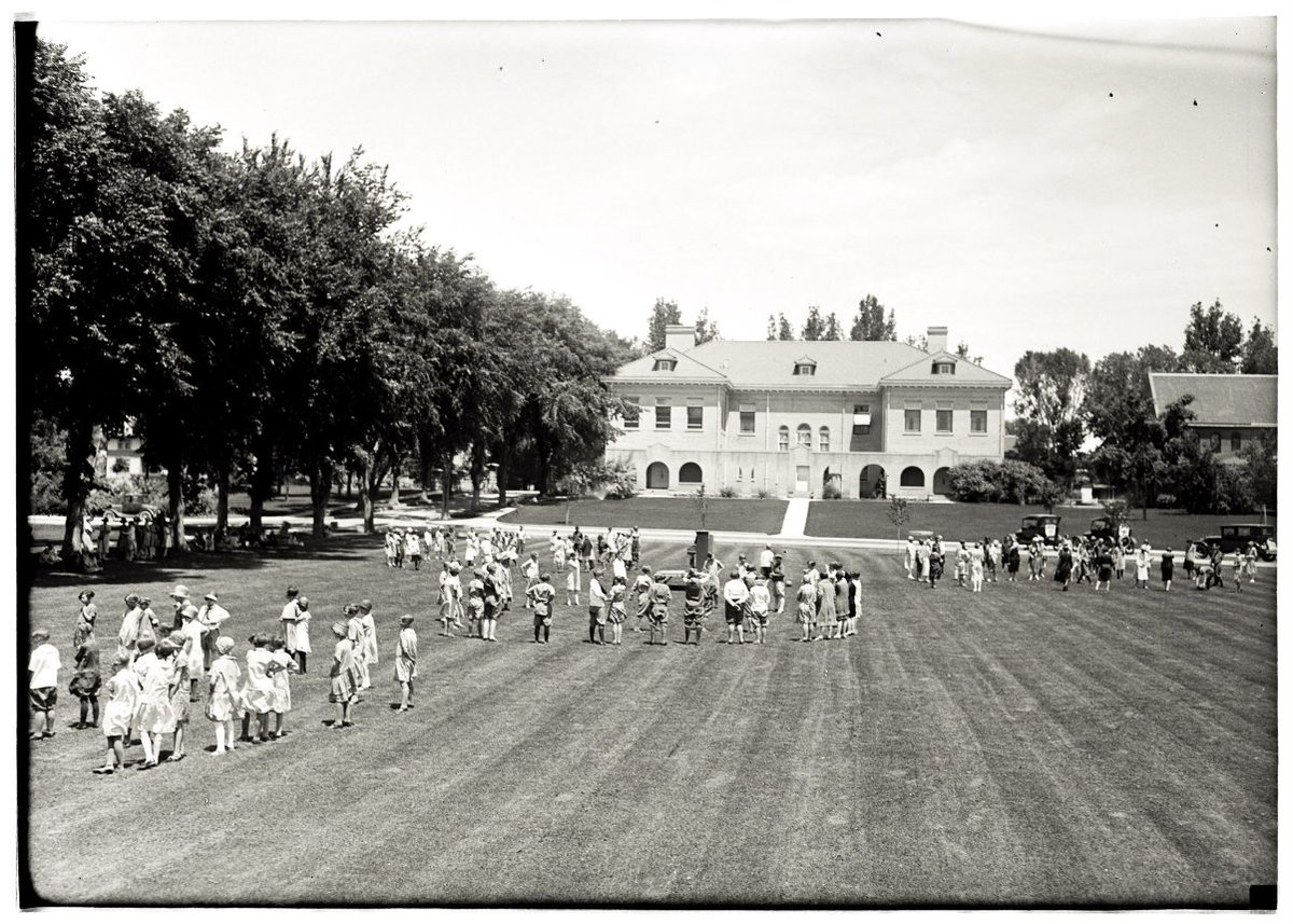 ColoStateOnline's tweet image. Happy 154th birthday, CSU!!🎂🎊 

We love you!💚 #HappyBirthdayCSU #FoundersDay