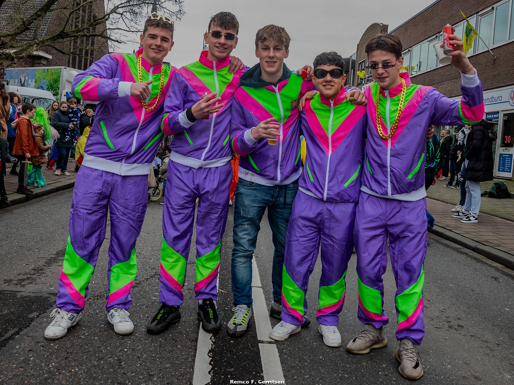 112Hart's tweet photo. https://t.co/vYJSRBT2z1
#Carnavalsoptocht in #Kwakveen (#Boskoop) https://t.co/BoFyaBzimo