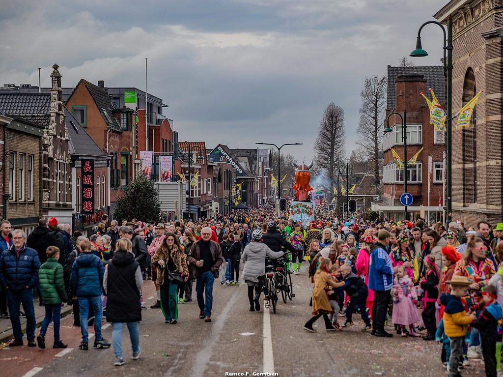 112Hart's tweet photo. https://t.co/vYJSRBT2z1
#Carnavalsoptocht in #Kwakveen (#Boskoop) https://t.co/NxUk1nXWHD
