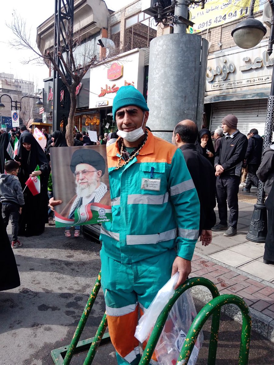 sara_0s057's tweet photo. و حقیقتاً این انقلاب متعلق به مستضعفان است... https://t.co/EV0eEtoZJi