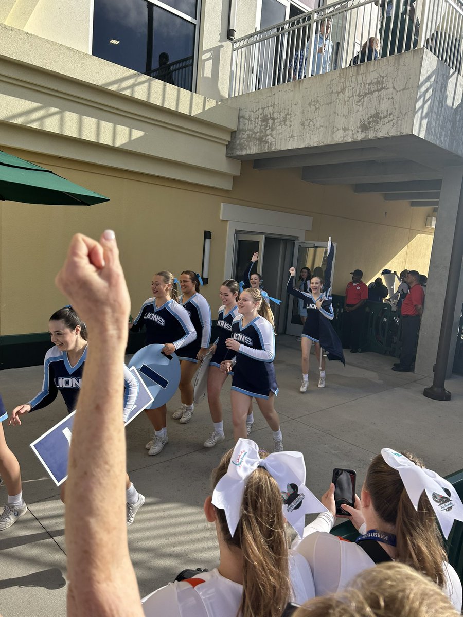 faathletic's tweet photo. FA Cheer at Nationals!! #osvarsity #orangesportsOMG https://t.co/S22dUkN62w