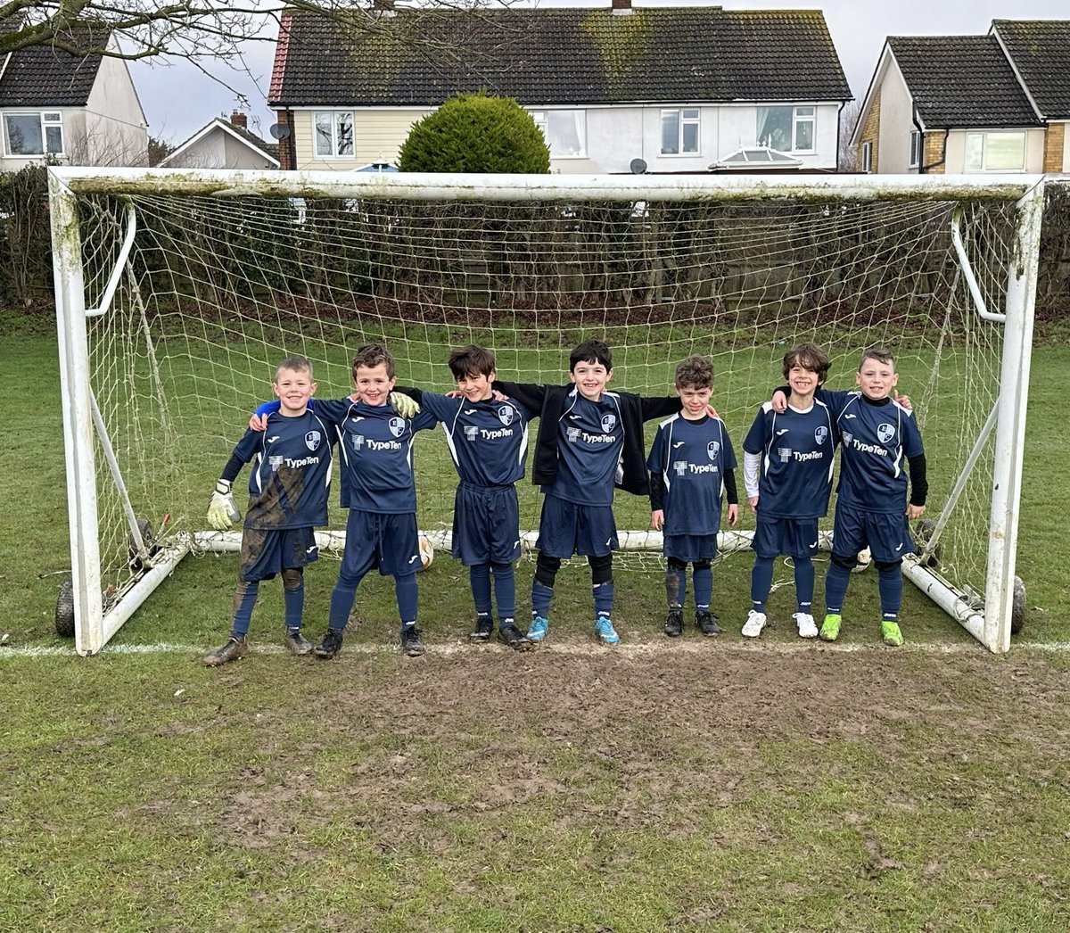 Congratulations to our newest team - the U7 Panthers, who played their first ever league match yesterday! They all played brilliantly and, most importantly, had loads of fun. Good luck for the rest of the season boys! 👏⚽️🐆

#eppingyouth #grassrootsfootball #panthers
