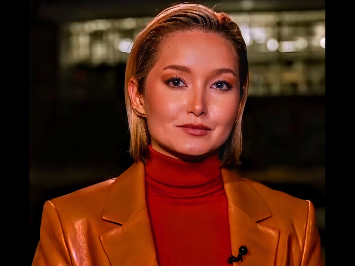 JohnMaring2's tweet photo. @DashaBurns 👱🏻♀️ Hottie On 📺 Wearing Comfortable, Bad-Ass & ASMR Sexy 🤎 Leather 🧥 & Cozy ❤️ 🐢 Neck Sweater Last 🌌 On NBC Nighty 📰 Reporting Live From Conway, SC! Have A 😊 Week & 😃 💝’s Day, Dasha! 💖💖💖 #HottieInBrown ❤️🔥🤎😍🤎❤️🔥 #NiceJacket 🤎🧥🤎 #DamarysSantos84 @DamarysSantos84 https://t.co/yiKMCWMLRW