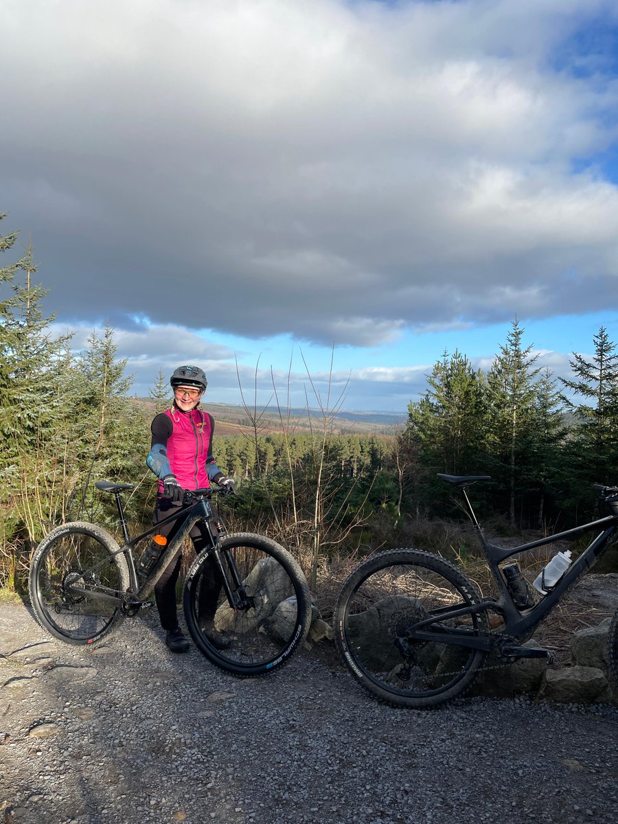 One very happy workshop manager with her new SCOTT Scale @ronnie_edwards_8 The Scale is clearly absolutely rapid as we couldn't keep up with her last week! #bikeonscott #bebikehappy