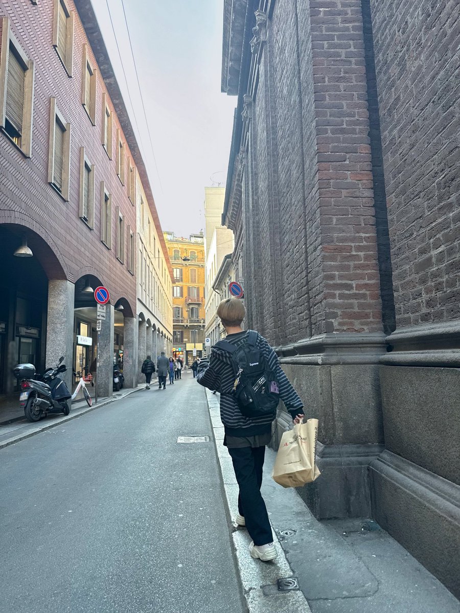 330updates's tweet photo. [🐱🗣️ 07022024]

roady, raise your hand to walk with me! ❤

#xikers #yechan #싸이커스 #예찬 https://t.co/BnOWYoD3QB