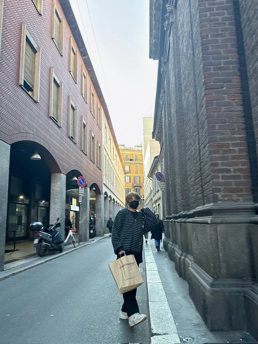 330updates's tweet photo. [🐱🗣️ 07022024]

roady, raise your hand to walk with me! ❤

#xikers #yechan #싸이커스 #예찬 https://t.co/BnOWYoD3QB