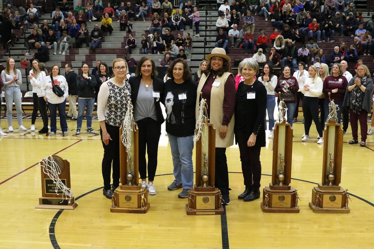 MaroonCrew's tweet photo. A wonderful celebration of 50 years of DCHS Girls Basketball was held this past Friday night! 

Former coaches and players celebrated the rich tradition of Dowling Catholic girls basketball with this year’s team &amp; in front of a packed gym! 

📸: Earl Hulst https://t.co/BTUQLHdDts