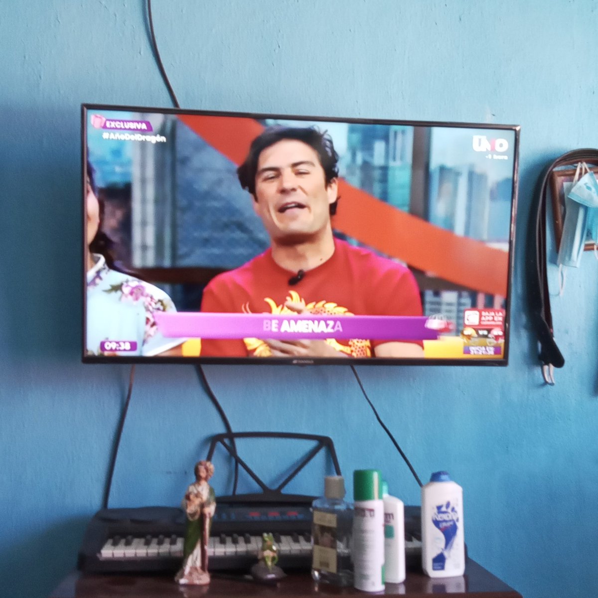 dommejiaricardo's tweet photo. Sábado de Venga la Alegría @alex_sirvent @imjessicabulman @carloschicken @olgamafud #VLAFDS #vengalaalegríafindesemana #aztecauno #aztecaunotv #tvazteca @VengaLaAlegria @AztecaUNO https://t.co/MIocgoedki
