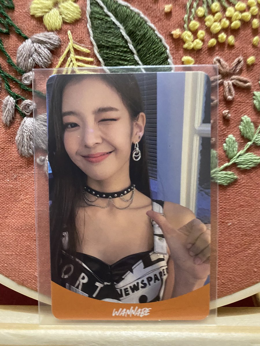 midzkonic's tweet photo. wts lfb lia itzy

250

read carrd in pinned tweet before dm-ing💗 https://t.co/jFP96jiYjJ