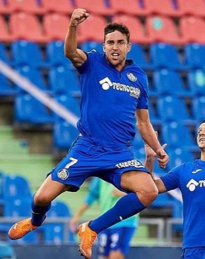 DrJoeH_90's tweet image. Te hace controles que cuando los hacia yo siendo cadete, me sentaban.
No mete un gol digno de 1° división desde el Ajax
Despide con poesía y lágrimas a un compañero, y 10 minutos más tarde le infla a ostias
DON JAIME MATA
Mr. Jimmy Kills, para nuestros amigos ingleses.
Real papá