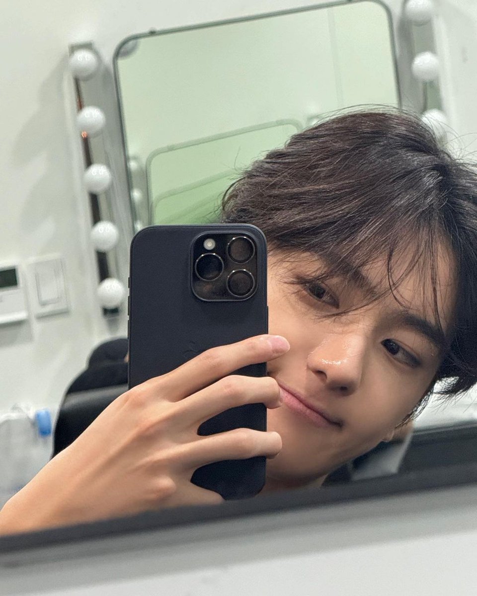 TBZHYUNJAELEE's tweet photo. ⠀⠀
⠀⠀
[ #⃟현재 ] 정말 보고 싶어! 너도 내가 보고 싶었지? 우리 뭔가 흥미로운 얘기를 나누는 게 어때?

⠀⠀ https://t.co/iNxH4KHfWA