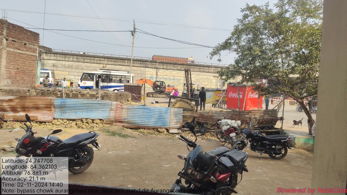 prashant_abad's tweet photo. @NHAI_Official मानिये पदाधिकारी 
जिले के दबंग के द्वरा जमिन कब्ज़ा किआ जा रहा है जो जम्मिन @NHAI_Official  का है और भारत सरकार को चुनोती दी जा रही है

ओवर ब्रिज वीर कुँवर चौक के समीप NH 2 https://t.co/qV4xI6I1S6