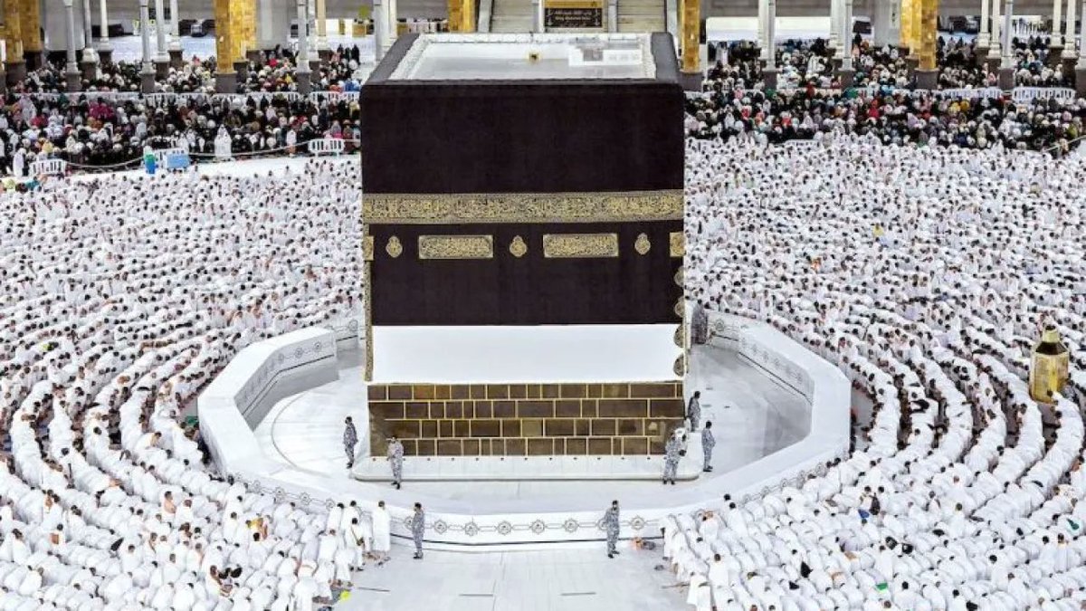 SaudiNewsFR's tweet image. L'inscription au #Hajj débute dès aujourd'hui pour les pèlerins à l'intérieur du Royaume (saoudiens et résidents), les forfaits pour la saison du #Hadj 1445/2024 ont été mis à disposition sur le site Web du Ministère:
Localhaj.haj.gov.sa

Ou bien sur l'application "Nusuk"