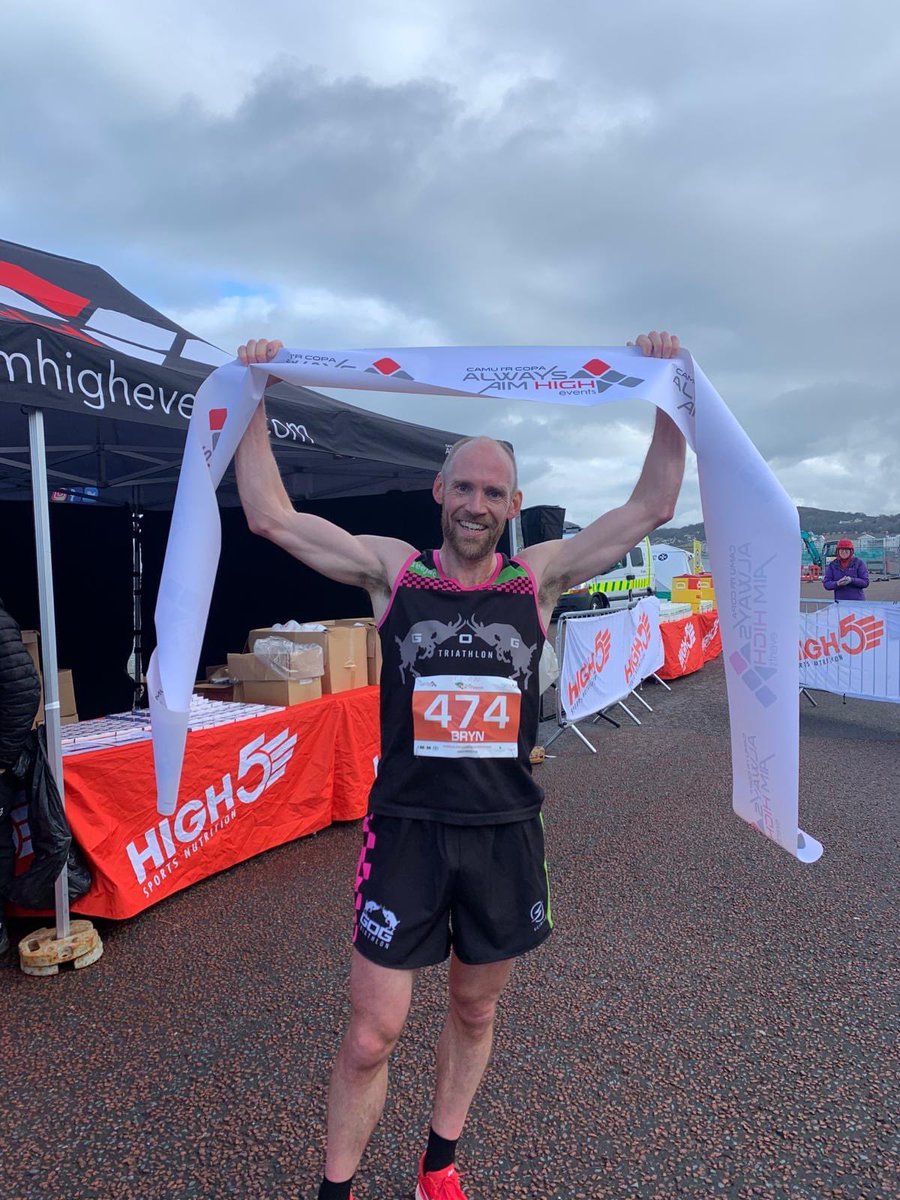 Pork pie, sausage roll, first to the finish, it’s the GOG Si Cole! Congratulations Si llongyfarchiadau! Photo credit - @aahevents