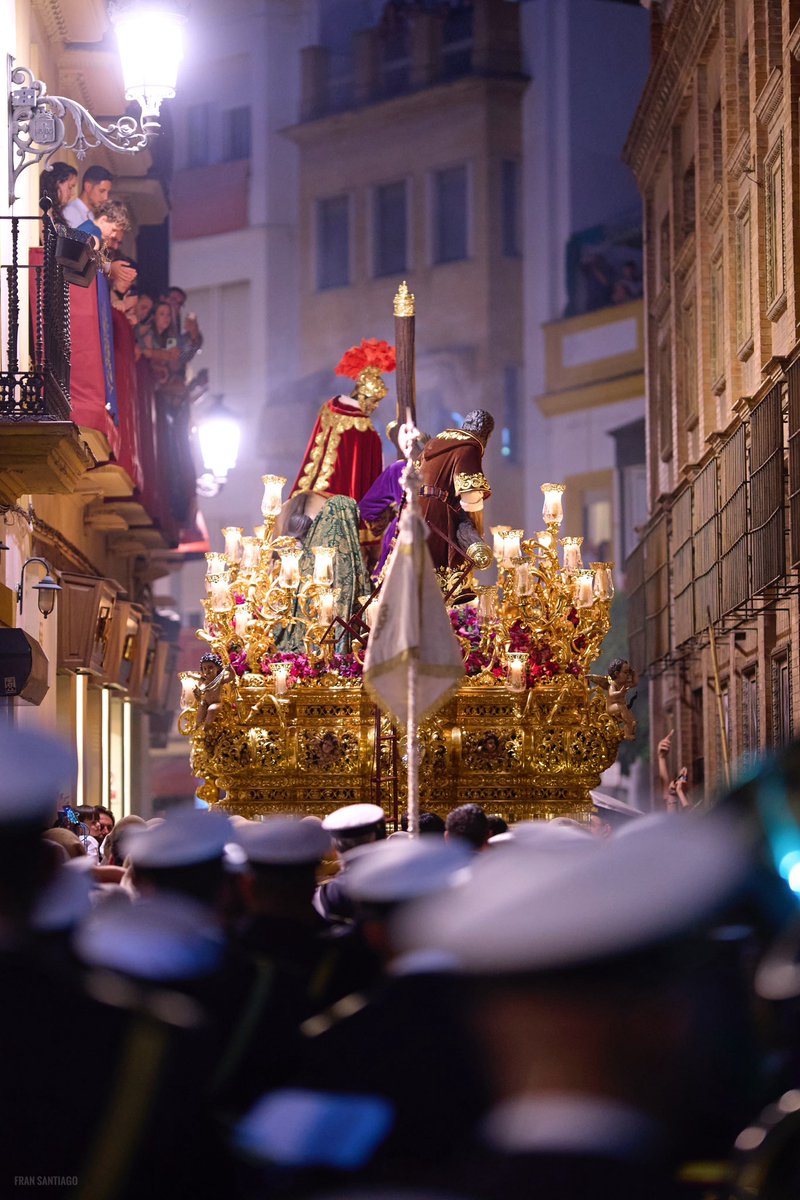 Todo llegará a quien sabe esperar… 💪🏼💪🏼🎺🎺
.
#triana #trescaidas #trescaidasdetriana #corneta #cornetas #cornetasytambores #semanasanta #semanasantasevilla #esperanzadetriana #kinitriana