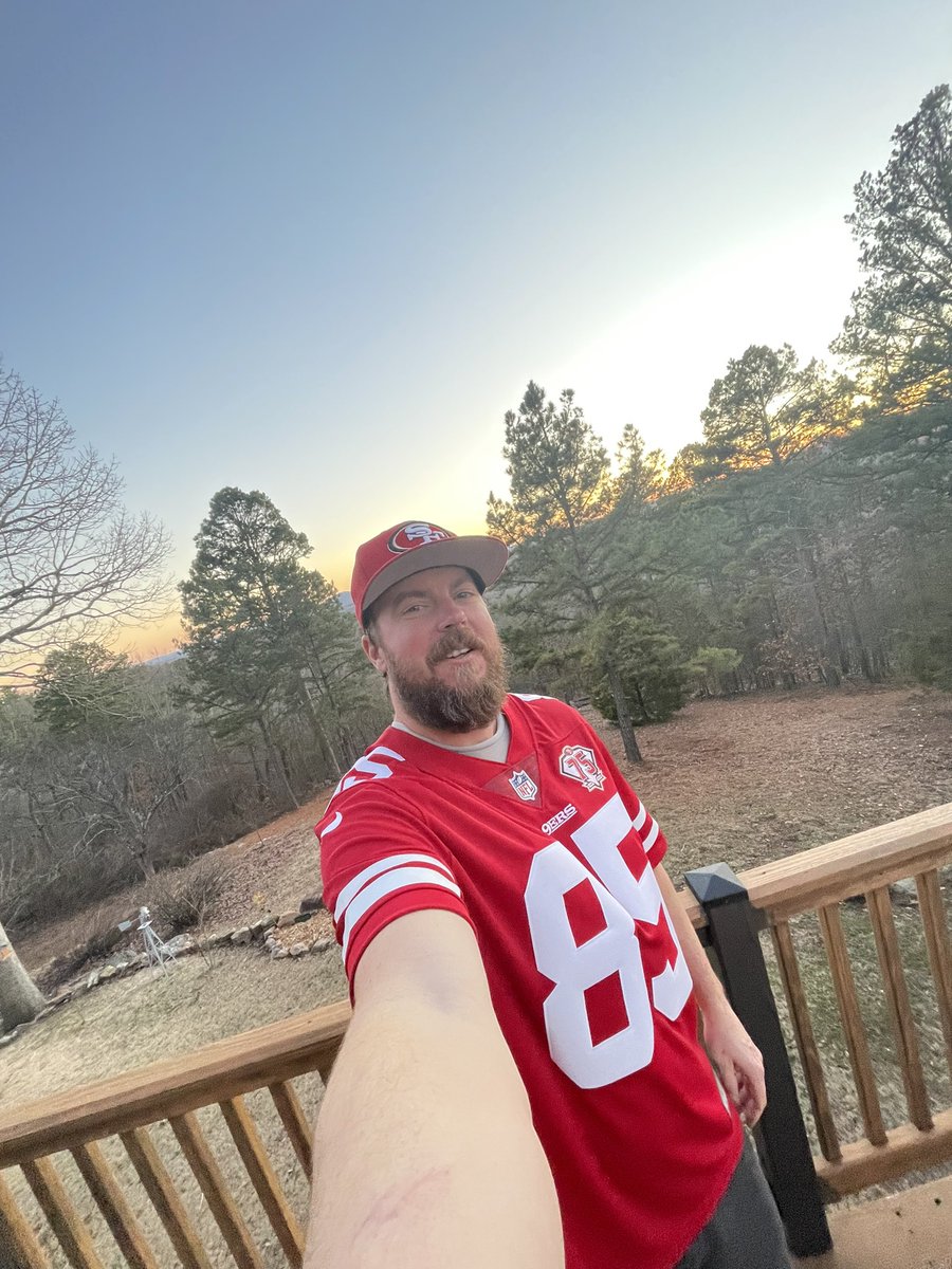 Happy #SuperBowl  Sunday!!
LFG Niners!!!! #GoNiners 
#SuperBowlLVIII