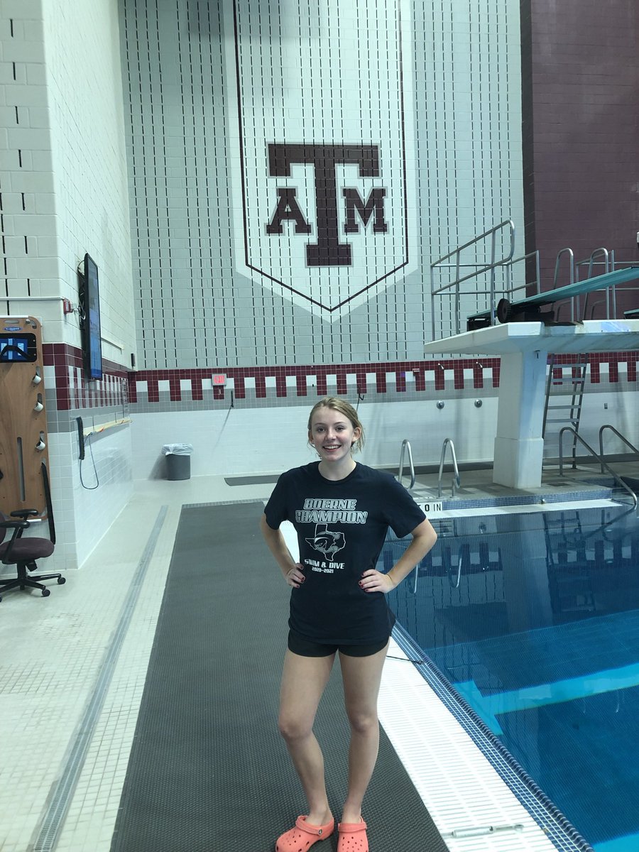 Thank you Emma for an amazing four years! Our program will always be a part of your family.  

<a href="/LeechStan/">Boerne ISD Athletics</a> @DrHinojosaCHS <a href="/SamChampionHS/">Samuel V. Champion High School</a>