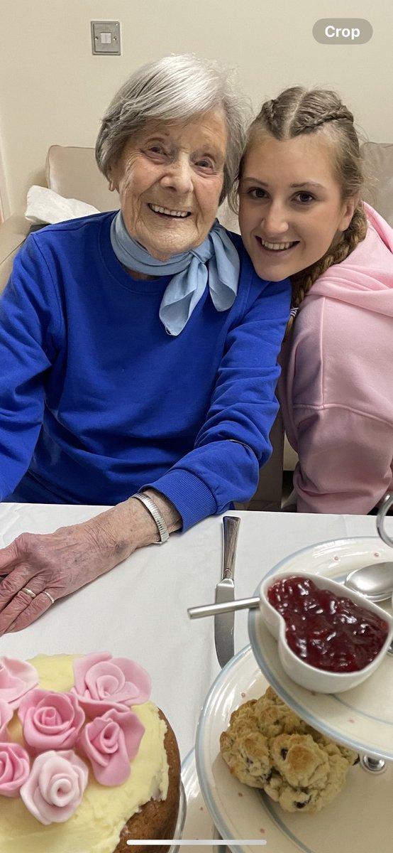 Lucy Becque tweet media