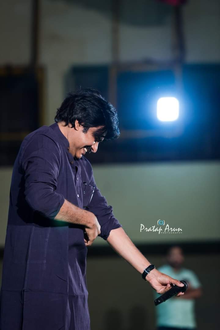 pediredla05's tweet photo. @KarnatakaPSPKFC @PawanKalyan https://t.co/Ltq9GcTHJd