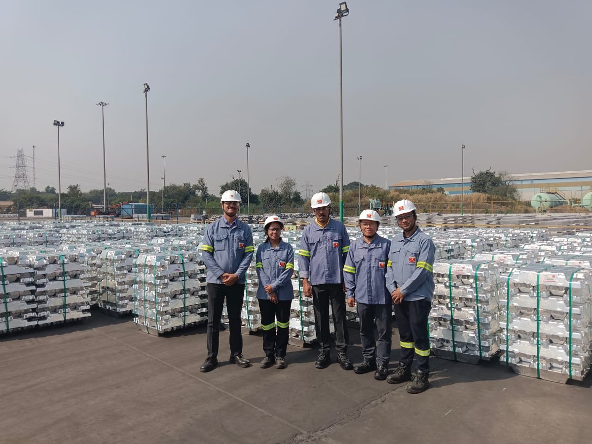 AnjanKu02751211's tweet photo. It was a wonderful visit to Odisha cluster of HINDALCO on 9th/10th Feb 2024. We saw few of the finest upstream and downstream facilities in Aluminium. This will embark an era of collaboration between YIL &amp; HINDALCO to fulfill the defence and aerospace requirements of India. https://t.co/DQB66GBNG6