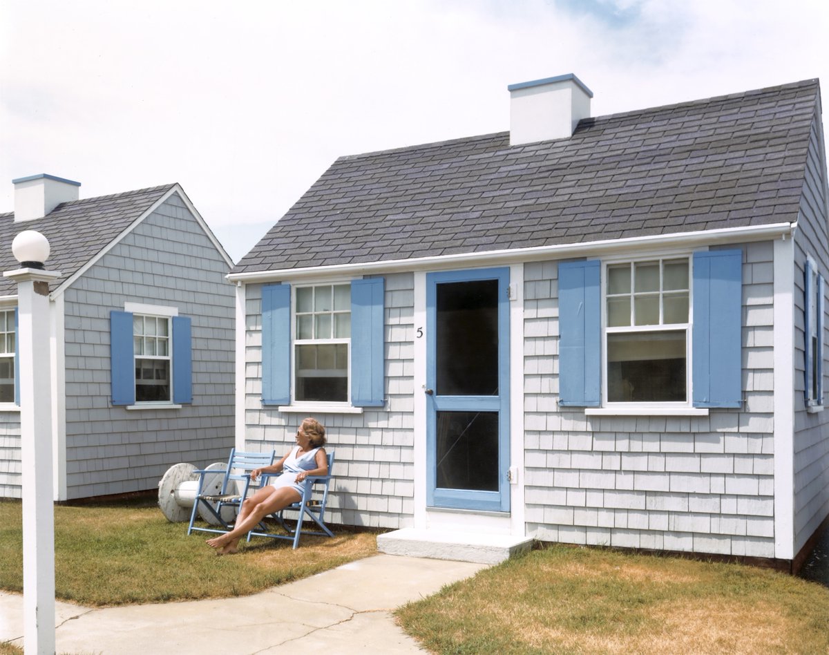 Provincetown, Massachusetts, 1977 | @joelmeyerowitz Owner @AlphaTrilogy