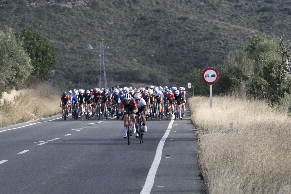 cc_artanenc's tweet photo. Ahir vàrem organitzar la 3ª etapa de la prova 'Un Hivern a Mallorca' amb un recorregut de 127km i 89 ciclistes inscrits. Richard Leu (P&amp;S Metalltechnik) va ser el més ràpid, seguit de Moritz Czasa (Rad-Net) i de Juan Antonio Segovia (Qromia). 

📸 – Koldo Zuazaga. https://t.co/u7HY8kNxYM