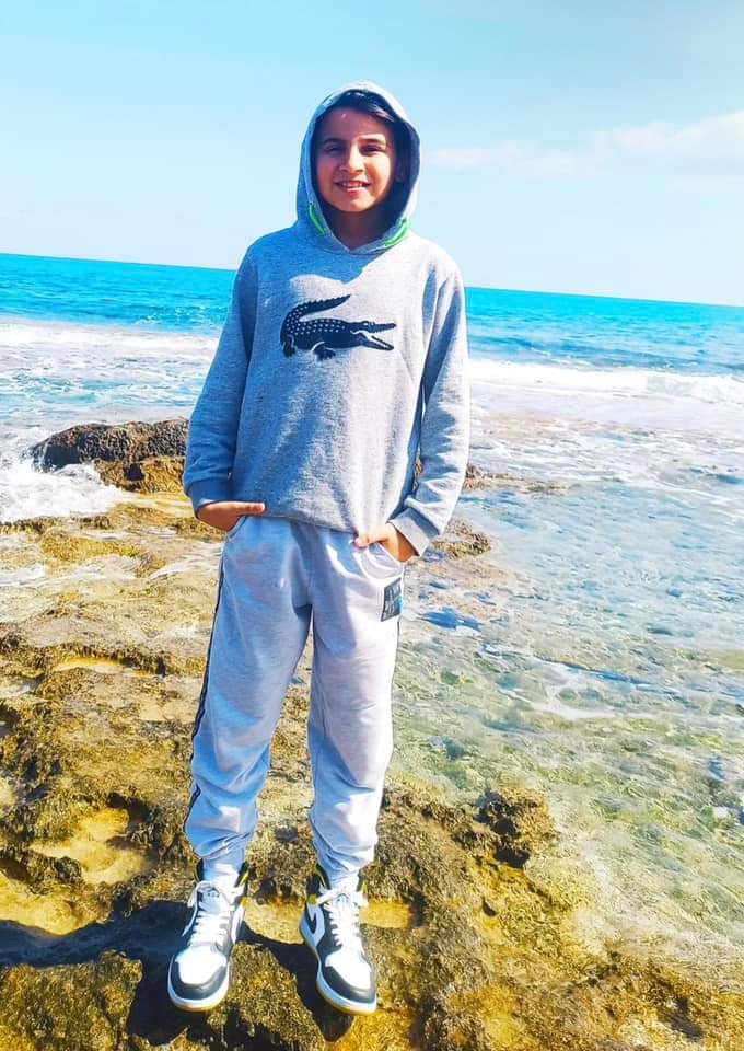 Ahh annem çok yoruldum sensiz nefessiz geçen her saniyeden.Senin en çok sevdiğin yere gittim bugün sensiz olmuyor nefes alamıyorum gözümün önünde anılarımız dilimde seninle her anımız.Gidip dönecektiniz.Lanet olsun 6 şubat'a lanet olsun isias'a.
#aykanekiz
#isiasortakdavamız