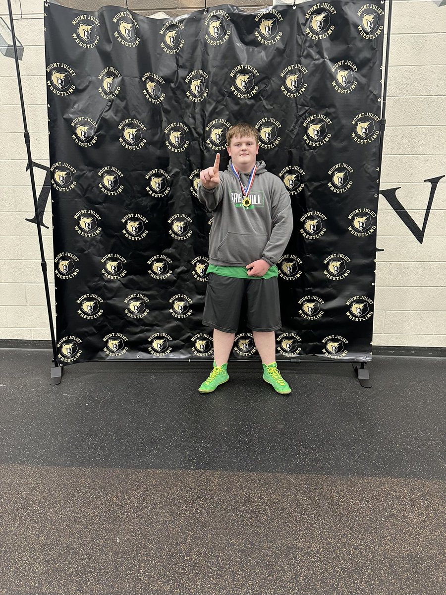 MJMinchey70's tweet photo. Had a great day at the regions today! 1st out of 7 heavyweights. #BuildtheHill https://t.co/h7K16Y4qhw