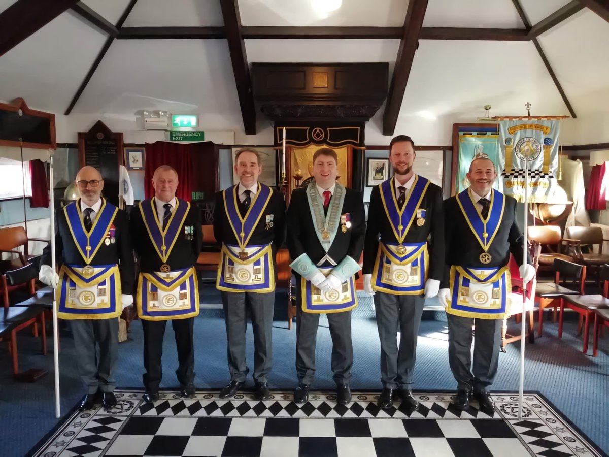 Six Active Provincial Deacons at Brownsea Island Lodge 9689, Wareham Freemasons Hall

Full story on our Facebook 

#freemasons  #wareham