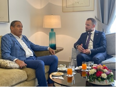 Excellente discussion avec Rahmoune Zergoune, président de la Confédération algérienne du patronat citoyen (CAPC). Nous avons abordé une série de secteurs commerciaux dans lesquels les compétences et les intérêts canadiens et algériens se rejoignent.