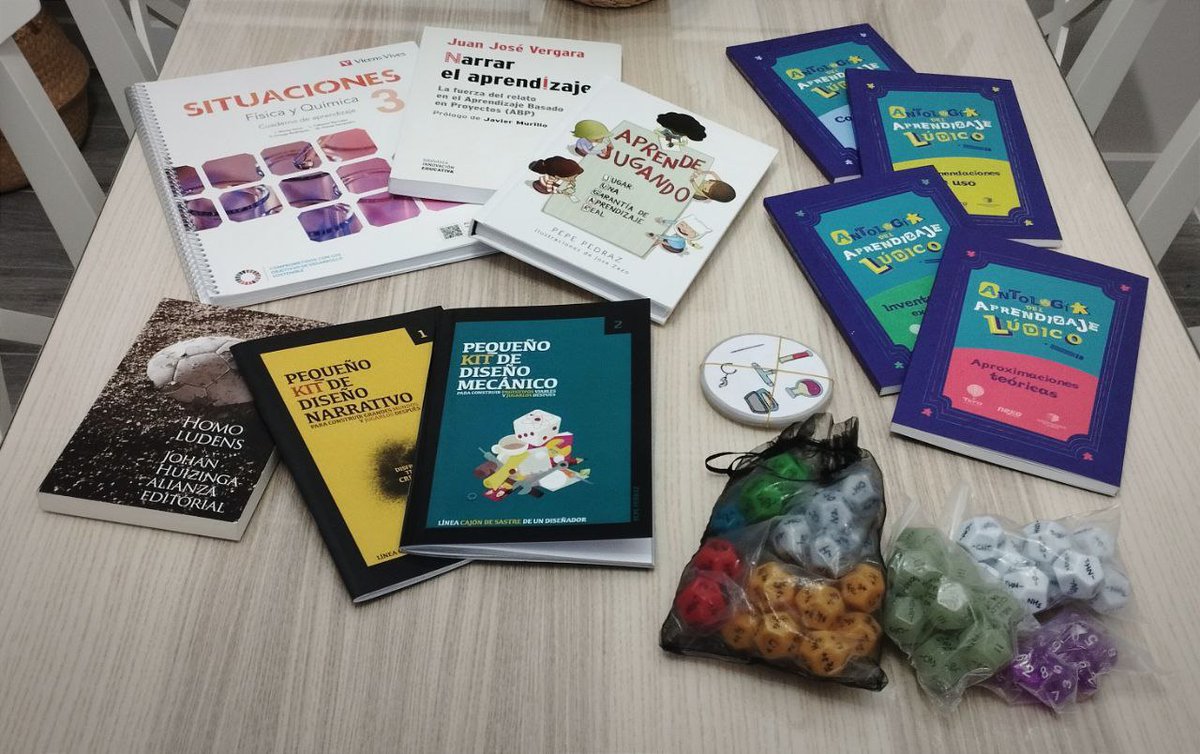 ProfaDeQuimica's tweet photo. Todo listo y preparado para mi ponencia de mañana en el Máster de Formación del Profesorado (de Física y Química) de la Facultad de Educación de la UAM. 🥰
Habrá #GameThinking, #narrativa, #ABJ y, como no puede ser de otra manera, #rolenlasaulas.
@FaculEDUAM @agollerizo https://t.co/tlslGxOsmS