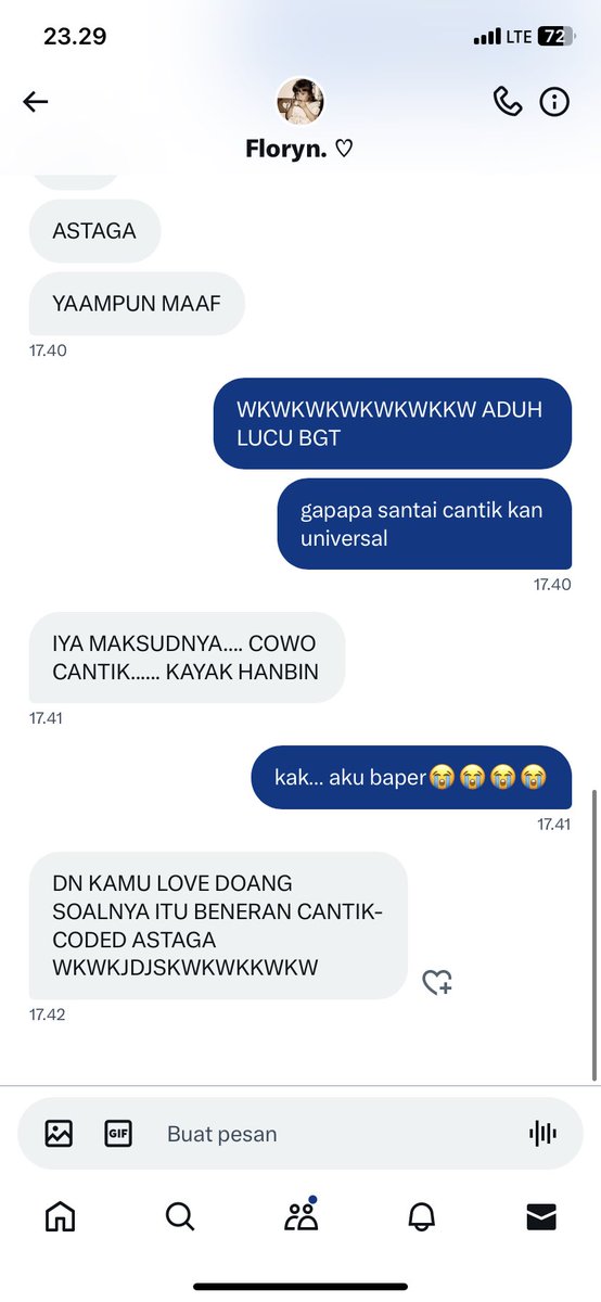 spiralprisms's tweet photo. halo aku sendernya. kak ejwai jelasin dong kok bisa nyimpulin ini fake chat? padahal harmless. salty bener 😅 mau lurusin ini aja bukan fakechat &amp; dari awal buyernya emang typingnya banyak titik kayak aku. 

lain kali kalau mau tweet dipikir dulu ya daripada jadi fitnah. makasih. https://t.co/49QQeTwsIe