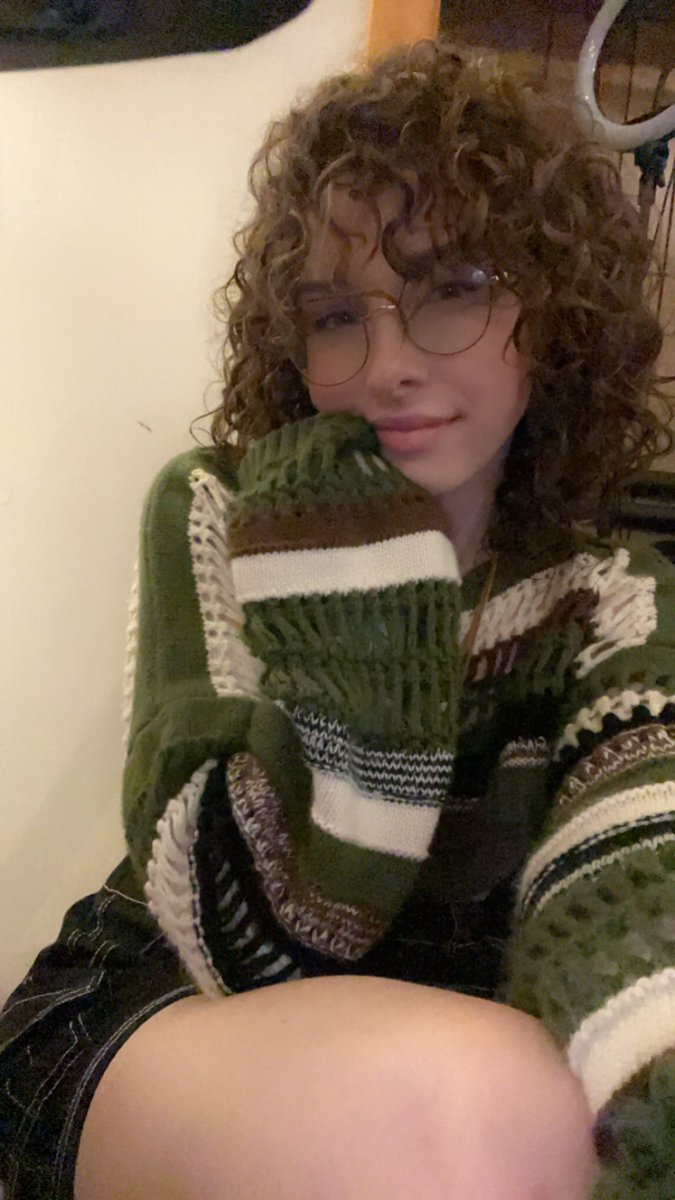 xjrose_'s tweet photo. 💚💚💚 https://t.co/9V8fosmdQY