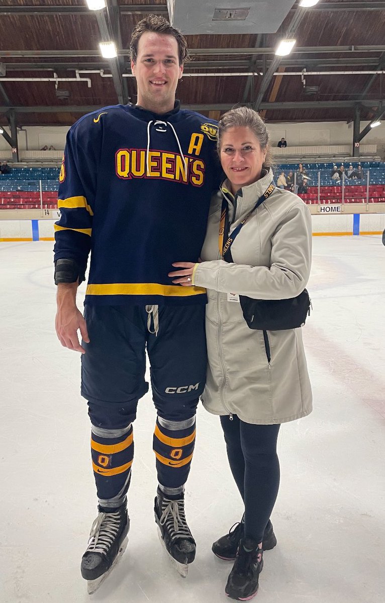 LaurPatts's tweet photo. About last night…nice win for the last regular season OUA game for our @j_paquette6.  We met Les Paquettes in the minors, became family in The OHL and now find ourselves in Jack’s last year with @queensmhockey and the amazing coaching skills of @gibby7272 #hockeyfamilies https://t.co/zZcSaujlhe