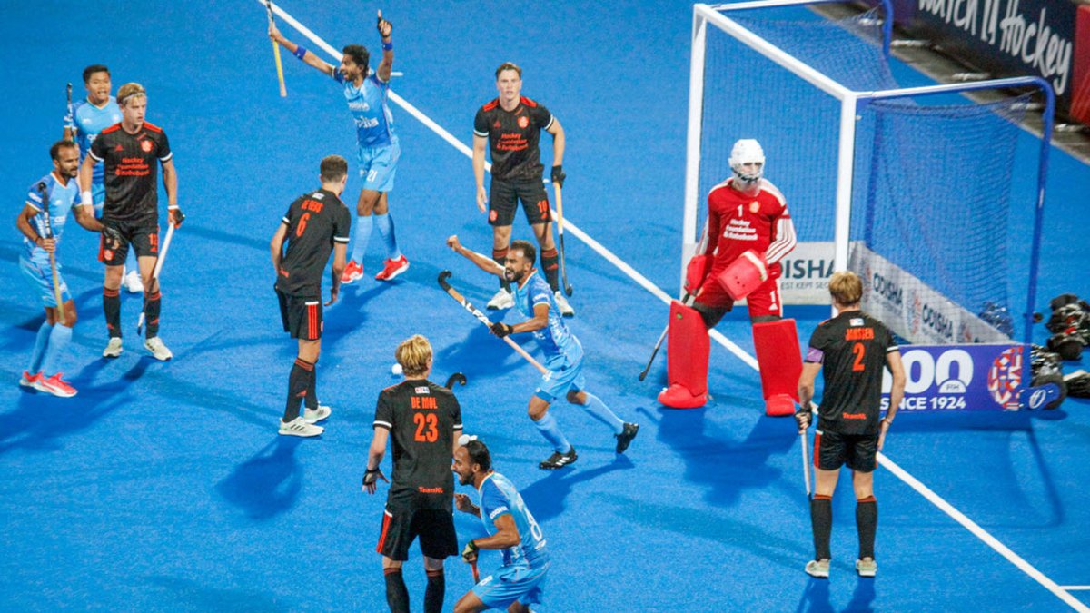 #FIHProLeague #PRSreejesh #HockeyIndia @16Sreejesh hands India win over Netherlands in FIH Pro League READ: toi.in/UEvHqa/a24gk