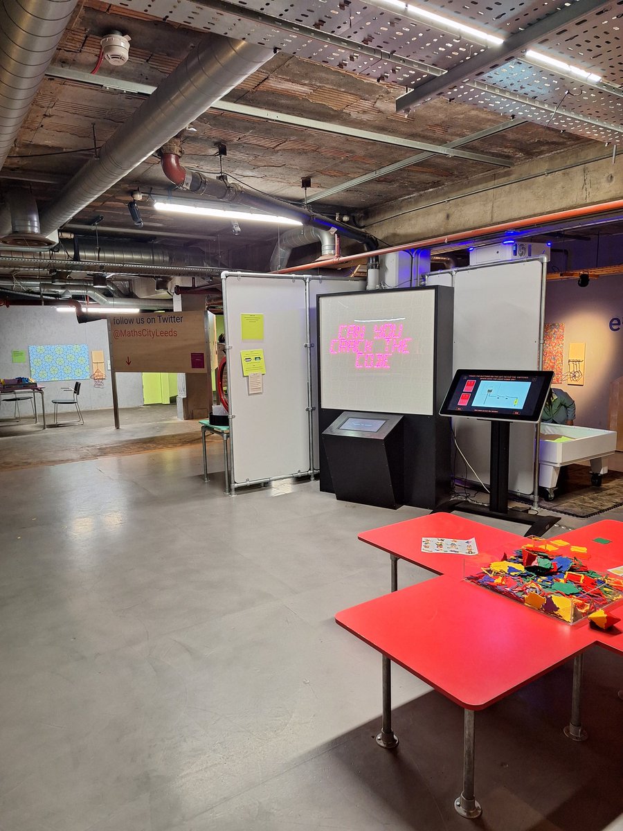 Motacita's tweet image. Visited an intresting new place @MathsCityLeeds with a number of activites, some challenging my brain.

#brainexcercise #problemsolving #resilience