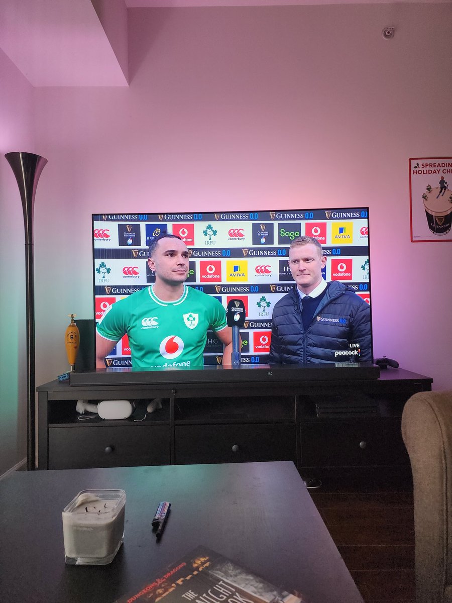 Ireland domainte! Zombieeeeeeee!

Also peep the <a href="/ELESCENTSBYSWOO/">ELESCENTS</a> candle. 
 #SixNations2024