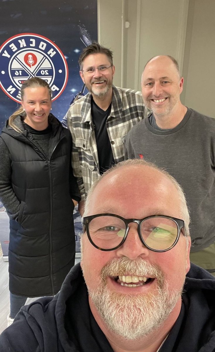 🚨Hockeypodden avslutter🚨

Det gjør oss vondt å meddele at Hockeypodden legger ned.

Vedlagt er melding fra Hockeypoddens redaktør Knut Sandersen.

Vi takker alle for deres støtte i disse årene fra 2016 -og frem til i dag.

#2hockey <a href="/norskishockey/">Norges Ishockeyforbund</a> <a href="/ehlnoo/">EHL</a> #hockeypodden