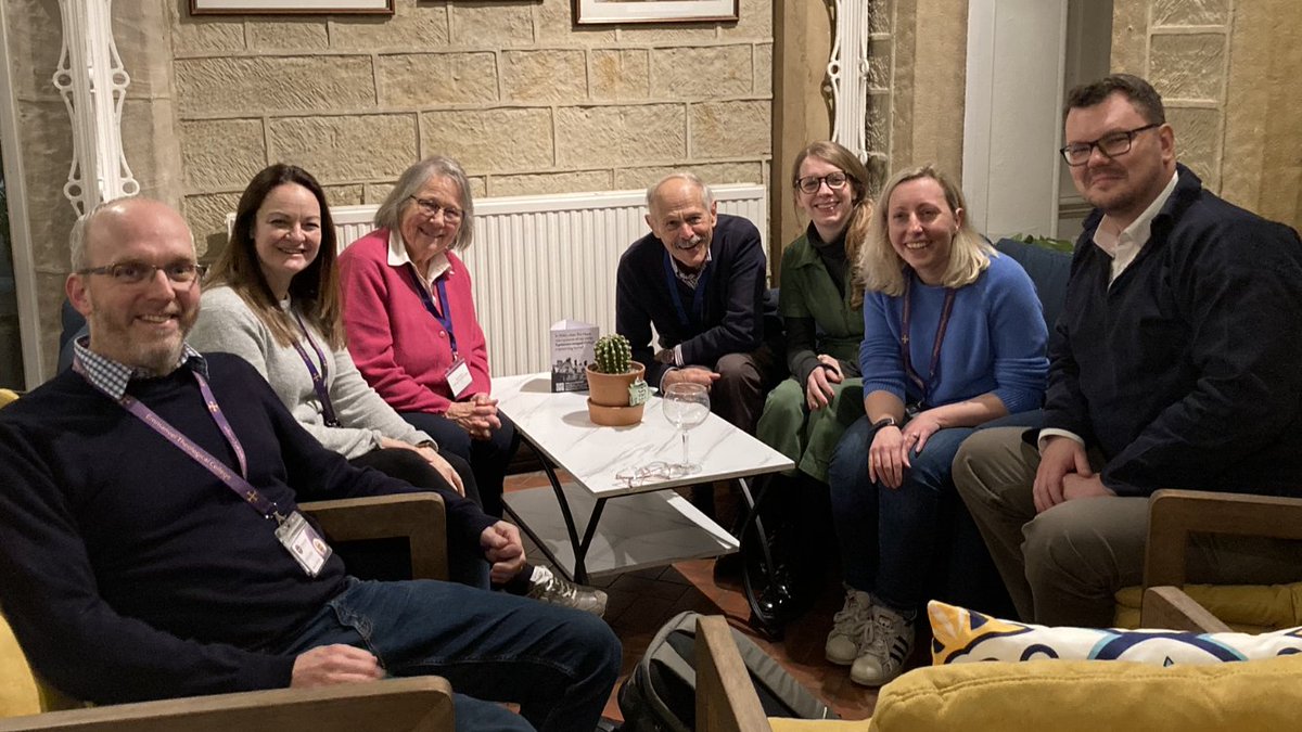 Brilliant @EmmanuelTheoCol weekend learning from Bob and Mary Hopkins, such humble and Jesus-like people. Also a fantastic college lecture from Anna Leyden this morning!