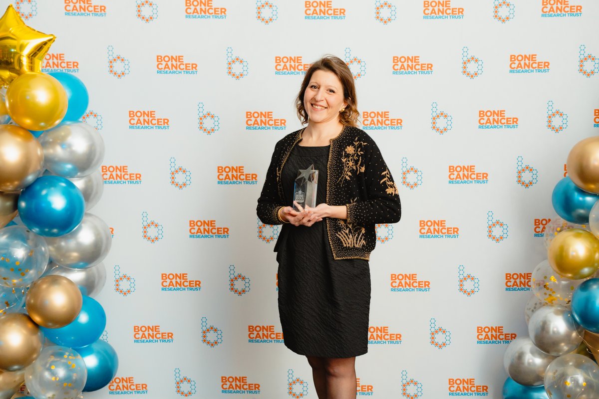 BCRT's tweet photo. On @WomenScienceDay meet Dr Lucia Cottone, our first Early Career Fellow & Rising Research Star winner at The Bone Idols! ⭐
In 2022, Lucia was awarded £500,000 to investigate osteosarcoma resistance to chemotherapy.
https://t.co/u651ALw4eF
#WomenInScience #WomenInSarcoma https://t.co/rnnnpFEUpJ