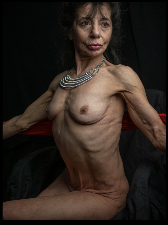 ditchy51's tweet photo. Happy Sunday Loves!  #mature #nude #portrait #maturità2024 #sexy https://t.co/BRv2GnLLZe