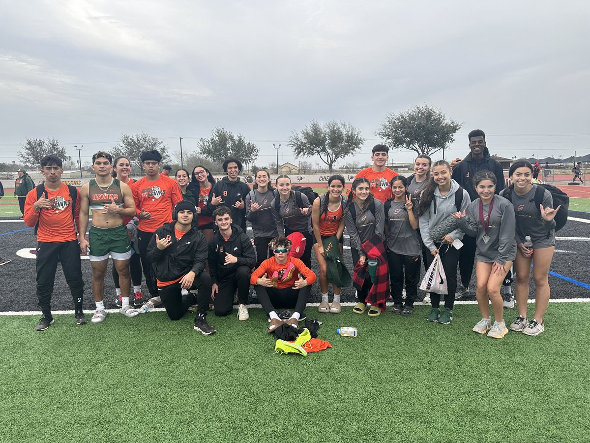 SouthHawkXCTF's tweet photo. Our Varsity teams got things started Saturday at the Earl Scott Relays. Congratulations to all our athletes who competed and made the podium. We look forward to an amazing season, great job Hawks! #HawksUp #SouthTF #NFAF https://t.co/TuSDuB9Jbq
