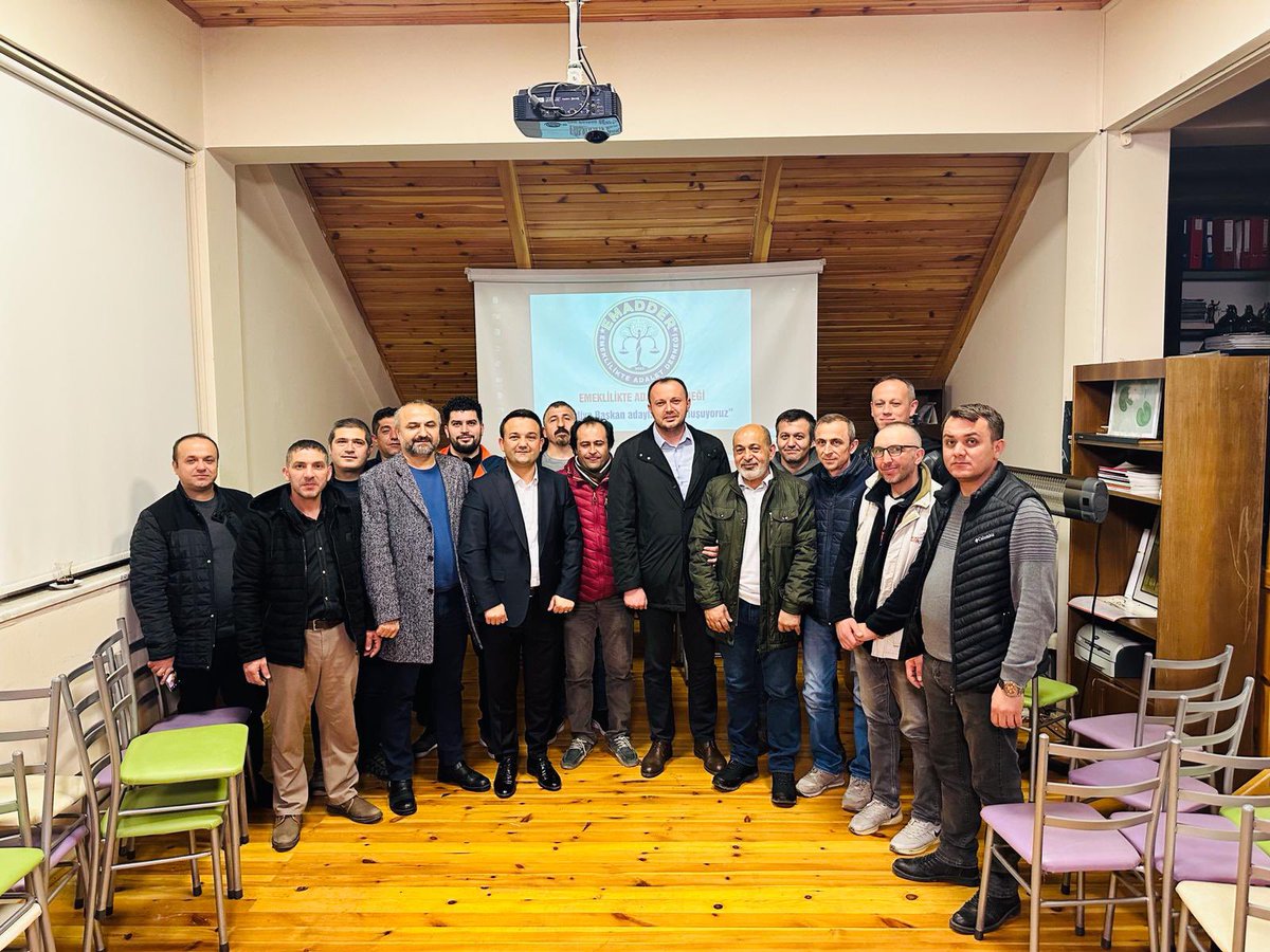 İsmail Akgül (@ismakgul14) on Twitter photo EYT’nin akabinde bir gün ve bir hafta ile emekli olmayan vatandaşlarımızın mağduriyetleri kademeli emeklilik sistemi getirilerek acil bir düzenleme yapılması gerekmektedir.
Huzurlu ve refah içinde yaşamak vatandaşın yüzünün gülmesiyle olacaktır. #EMADDER <a href="/EmadDernegi/">EMEKLİLİKTE ADALET DERNEĞİ ⚖️</a> EYT’nin akabinde bir gün ve bir hafta ile emekli olmayan vatandaşlarımızın mağduriyetleri kademeli emeklilik sistemi getirilerek acil bir düzenleme yapılması gerekmektedir.
Huzurlu ve refah içinde yaşamak vatandaşın yüzünün gülmesiyle olacaktır. #EMADDER <a href="/EmadDernegi/">EMEKLİLİKTE ADALET DERNEĞİ ⚖️</a>
