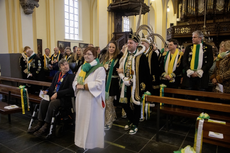 FOTOBOEK: Carnavalsmis: moment van bezinning en overdenken >>> tvschijndel.nl/carnaval/23071… #schijndel #meierijstad #tvschijndel #schorsbos