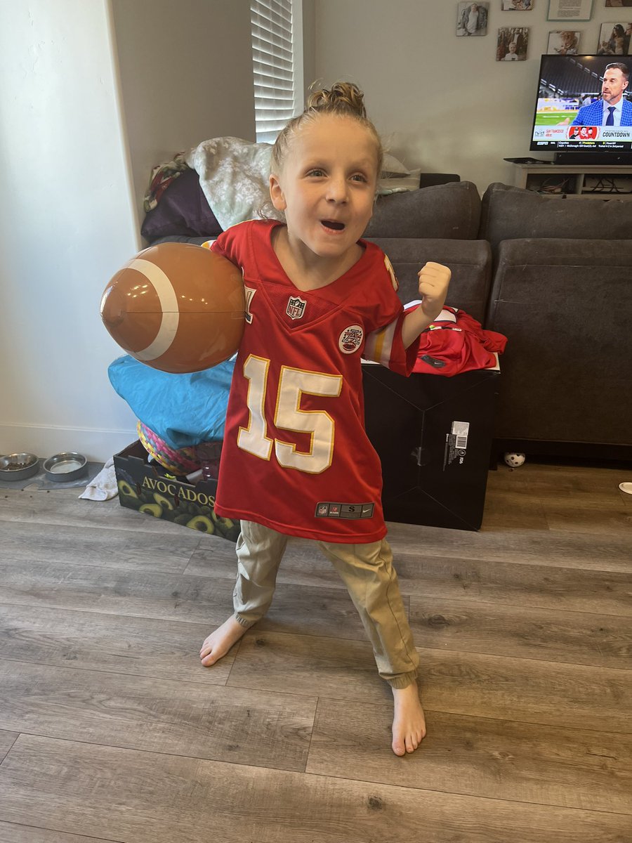MaxwellCHowland's tweet photo. Let's Go Chiefs!!!' #ChiefsKingdom https://t.co/nQbfF7PVZ0