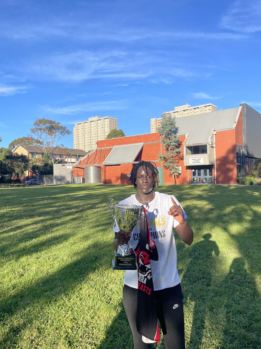 Uling Lueth tweet media