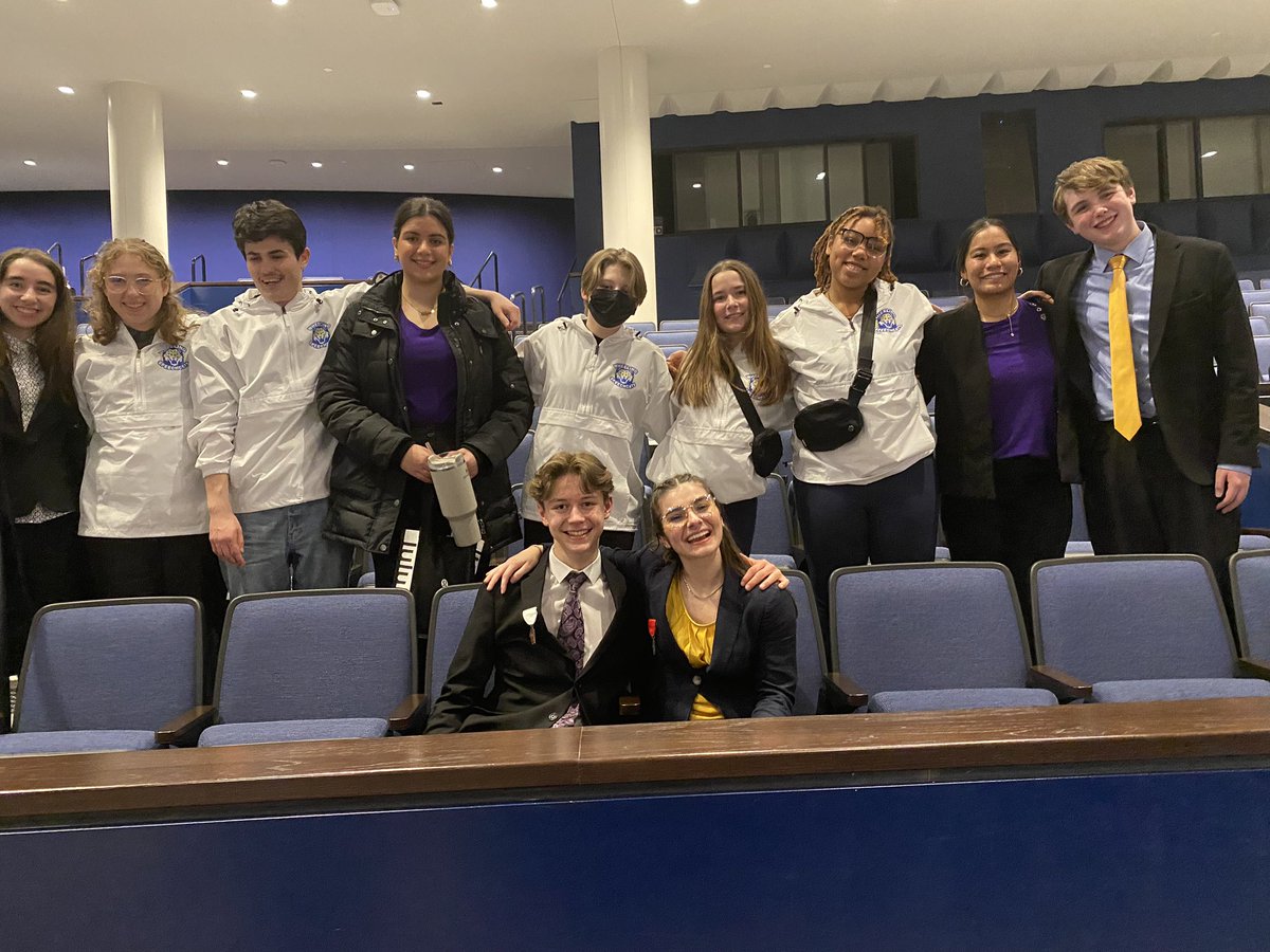 WHS_FineArts's tweet image. First time in 20 years @Wheeling_Cats SPEECH Team is going to @IHSA_IL State!!
Advanced 6/9 events to Sectional Finals! And a shout out to Poli and Dan for qualifying for State 🏆
This TEAM, these kids 💛💙
#PrideinPerformance 
@hubbardbradford
@WHSactivities @rkinnee @WCAT_Media