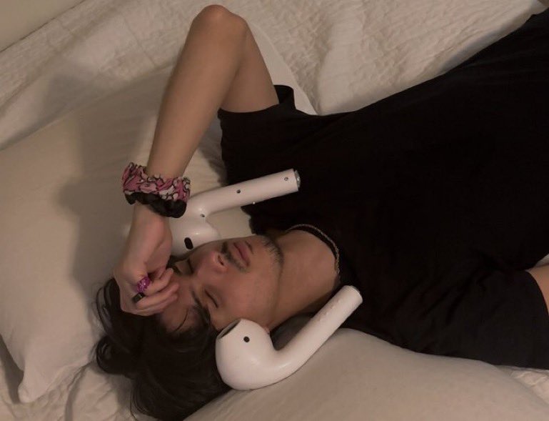 me listening to the same song I already listened to 50 times today